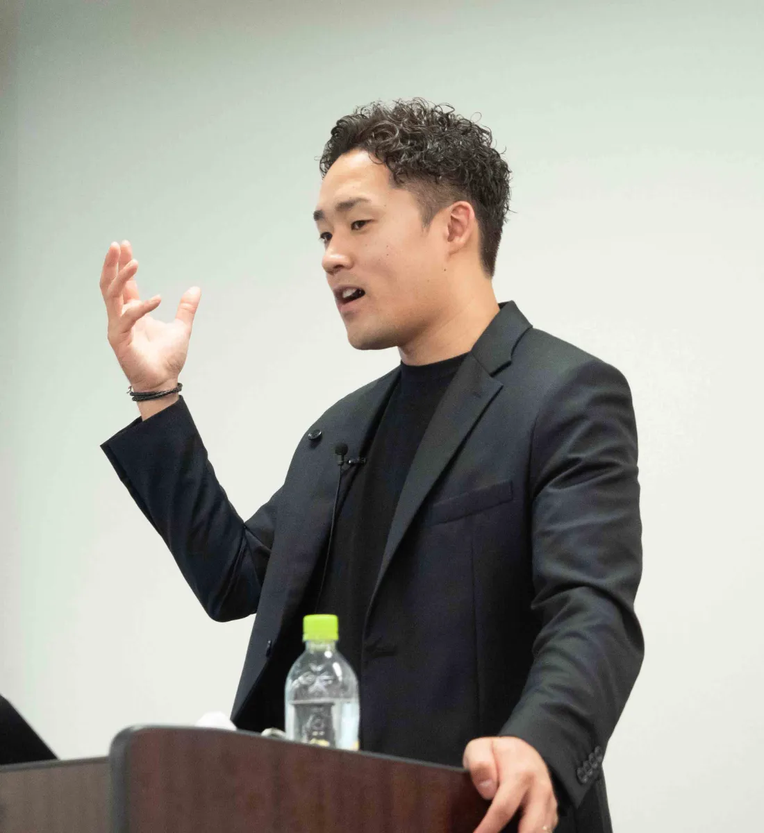 佐藤彰太